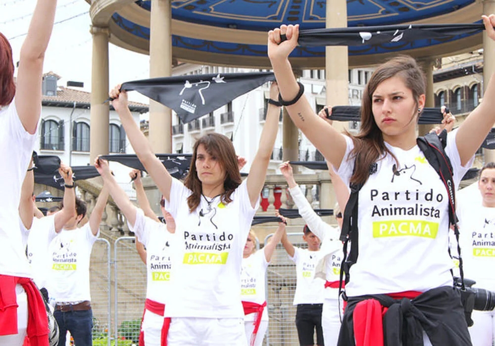 <br />
<b>Warning</b>:  Undefined variable $title in <b>/home/teefactory/public_html/00-helpers.php</b> on line <b>112</b><br />
